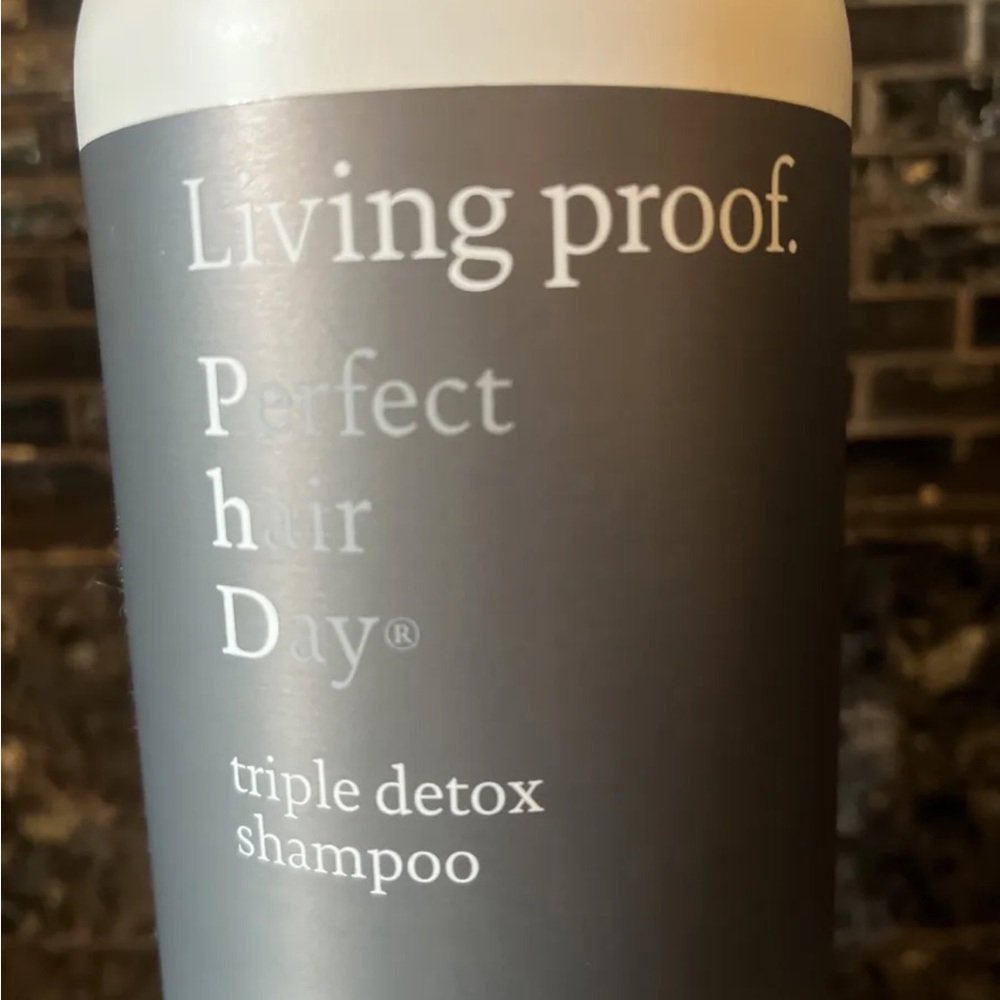 Living Proof Perfect Hair Day Triple Detox Shampoo Color Safe 32 oz Sealed - Picture 2 of 5